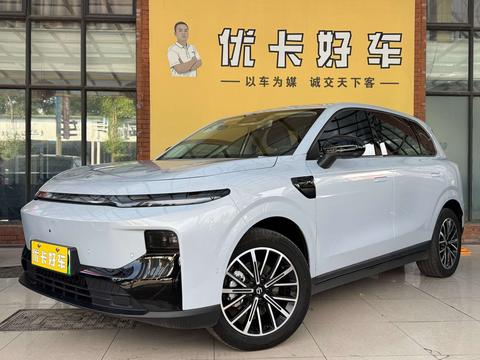 Leapmotor B10