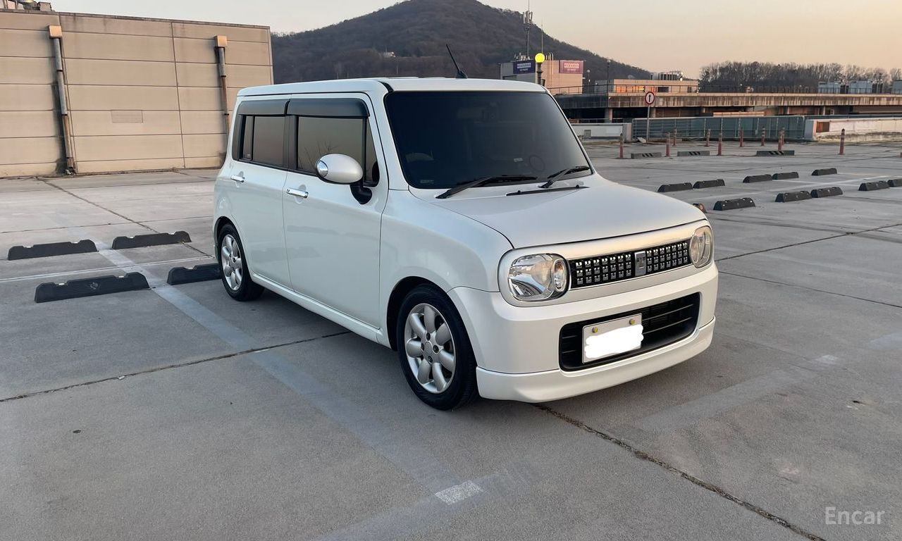 Suzuki Alto Lapin