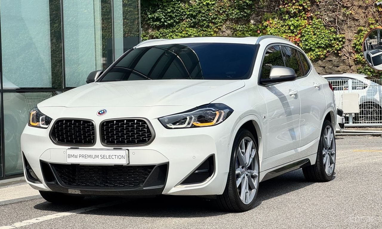 BMW X2