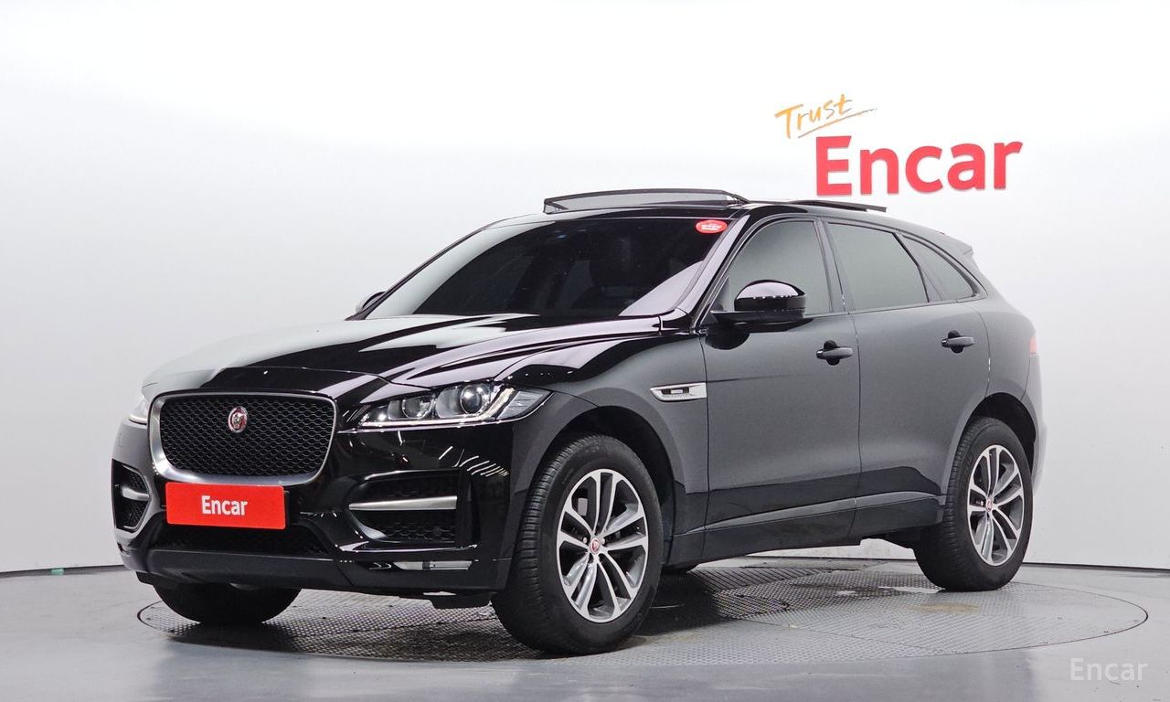 Jaguar F-Pace