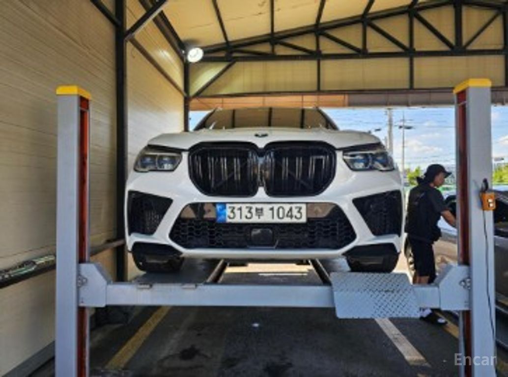 BMW X5M