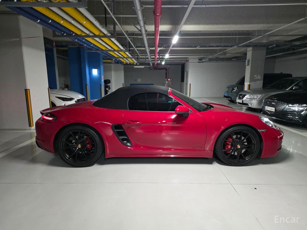 Porsche 718
