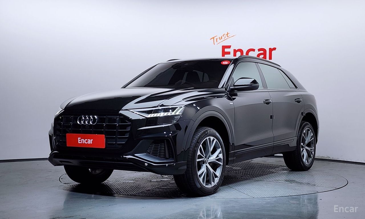 Audi Q8