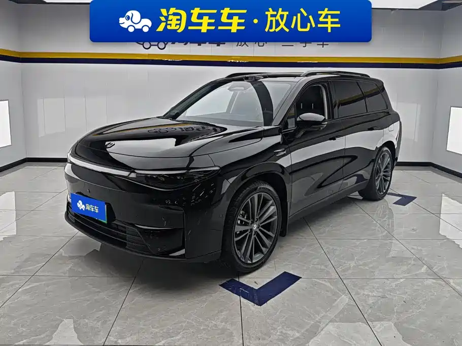 Leapmotor C16