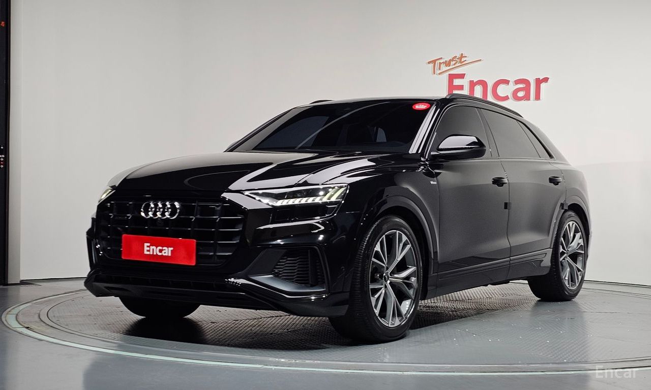 Audi Q8