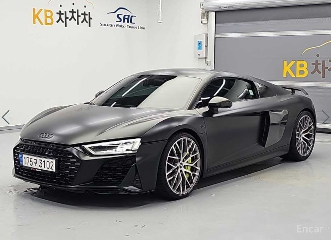Audi R8