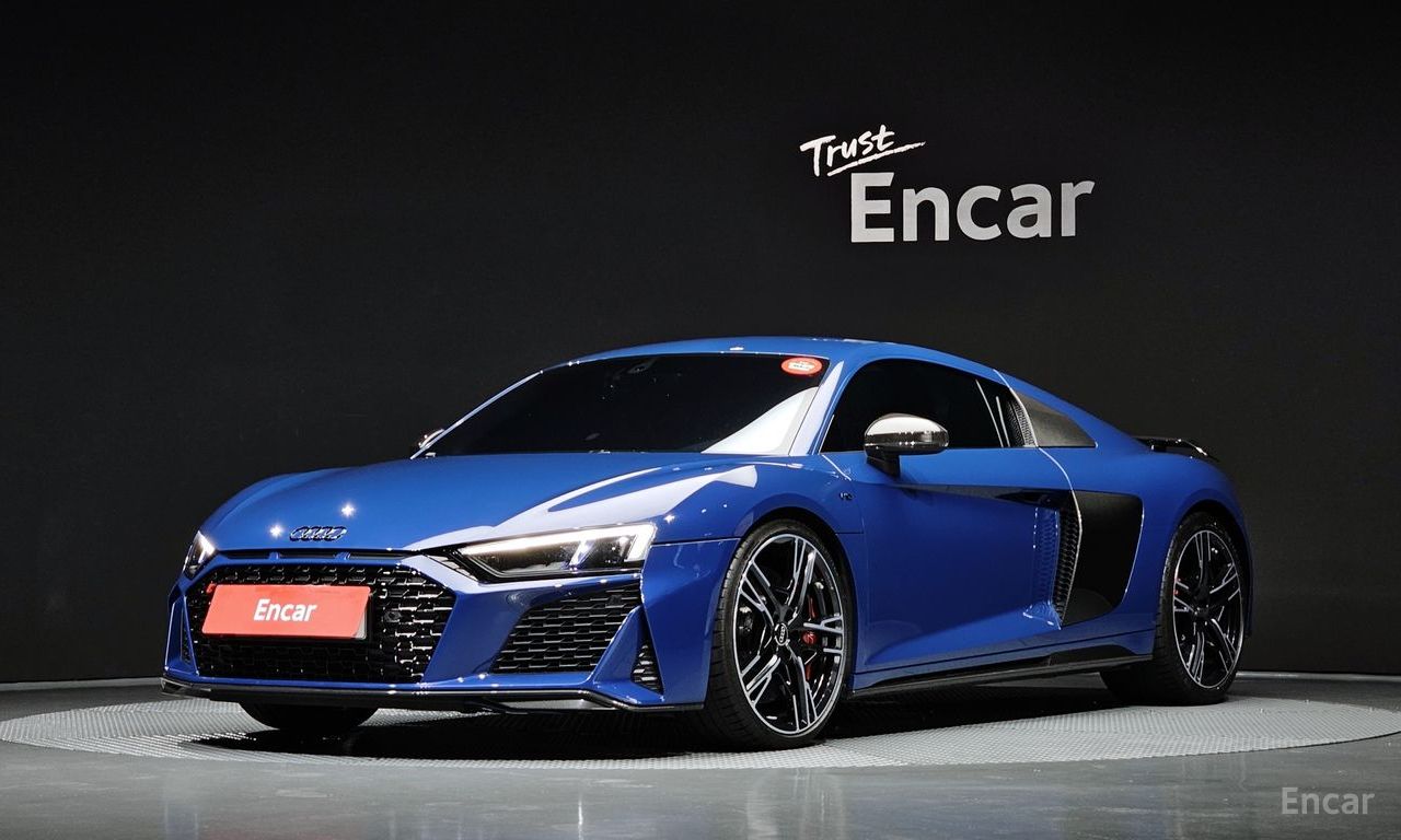 Audi R8