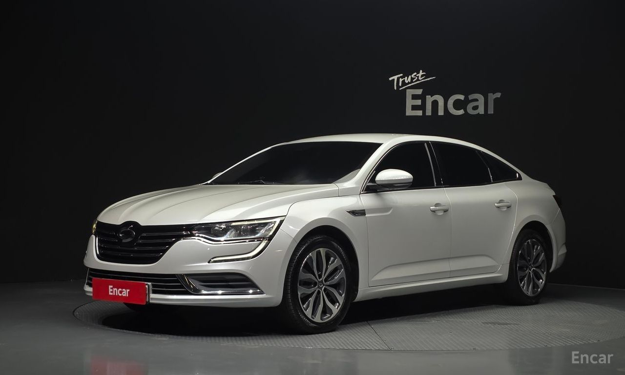 Renault SM6