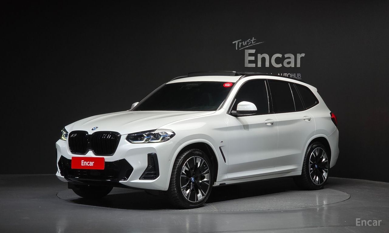 BMW iX3
