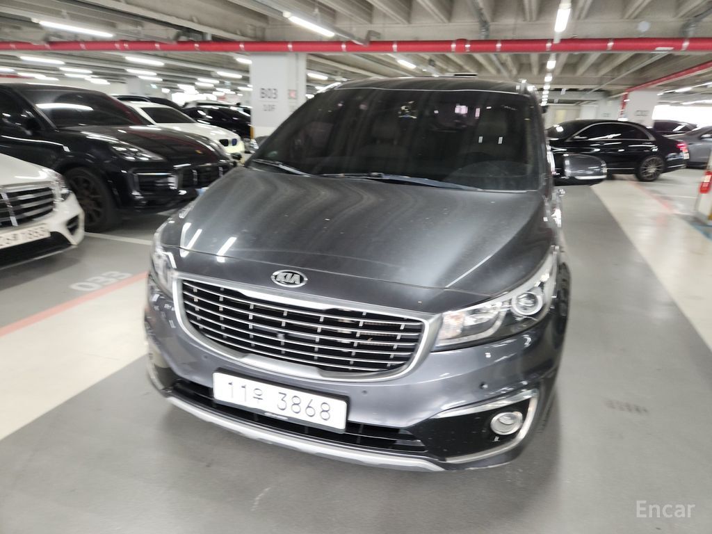 Kia Carnival