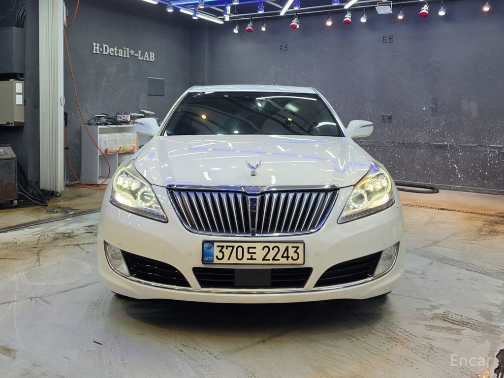 Hyundai Equus