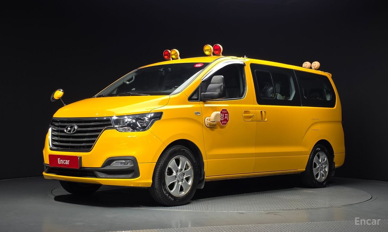 Hyundai Starex