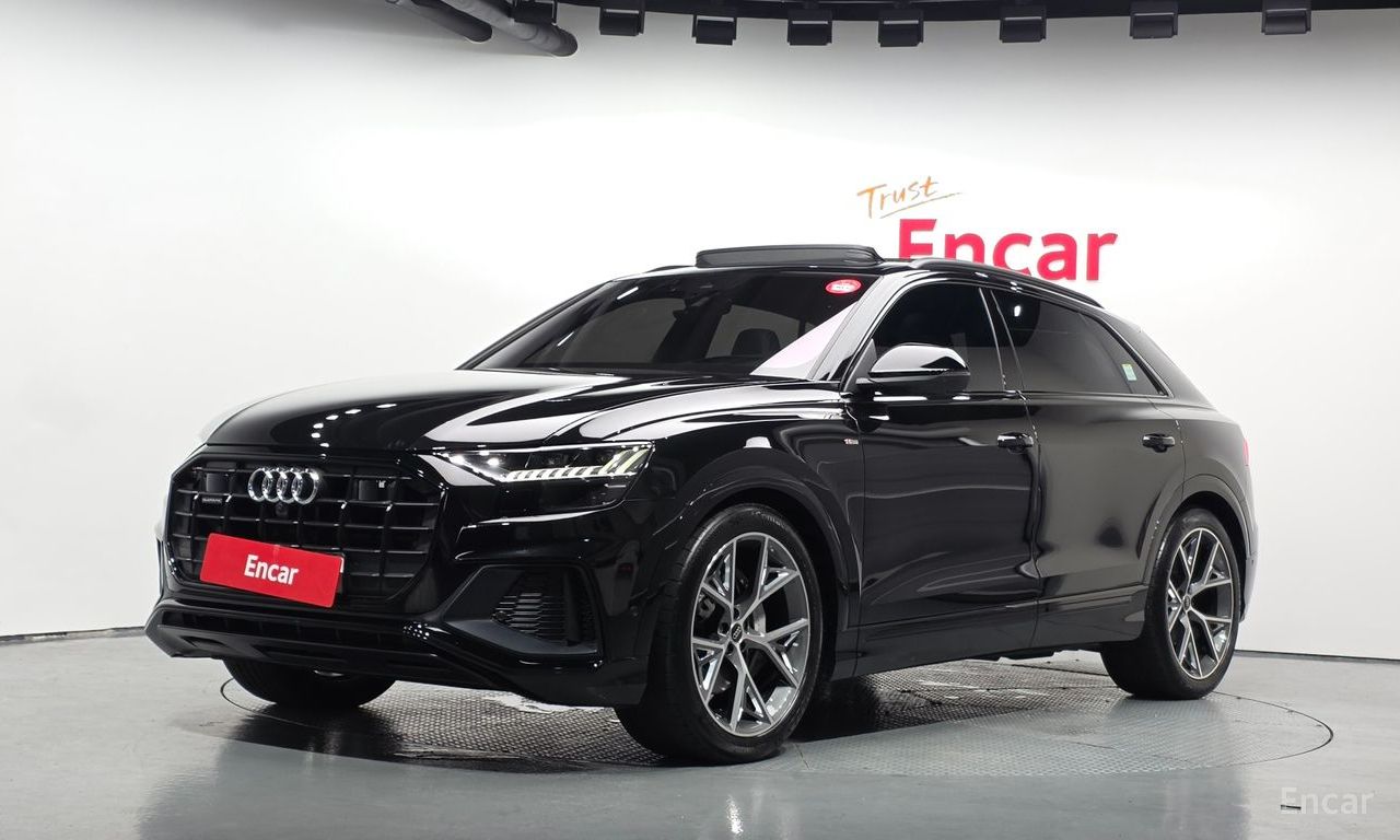 Audi Q8