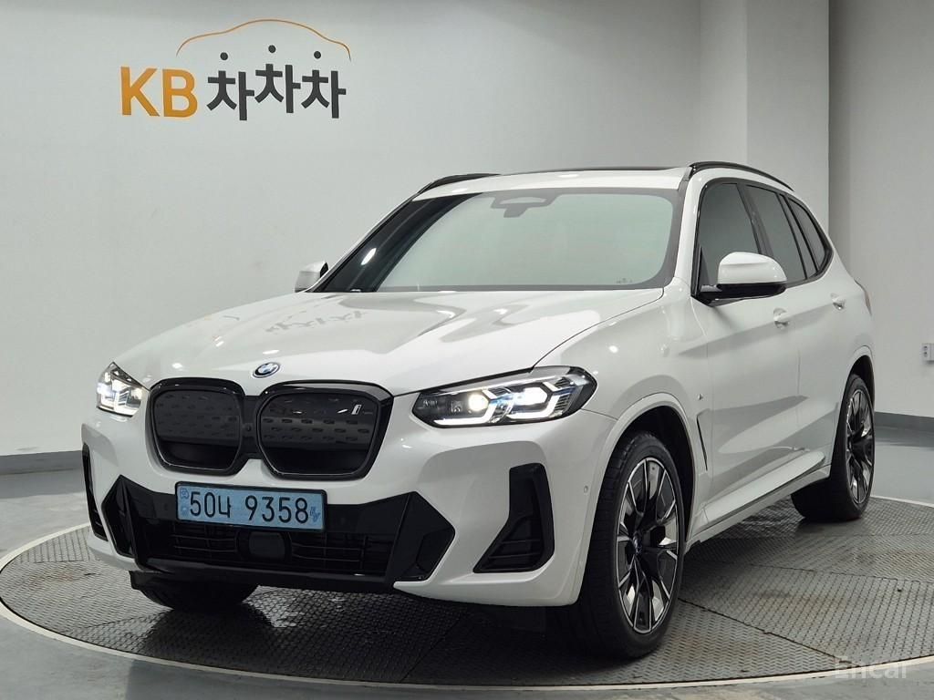 BMW iX3