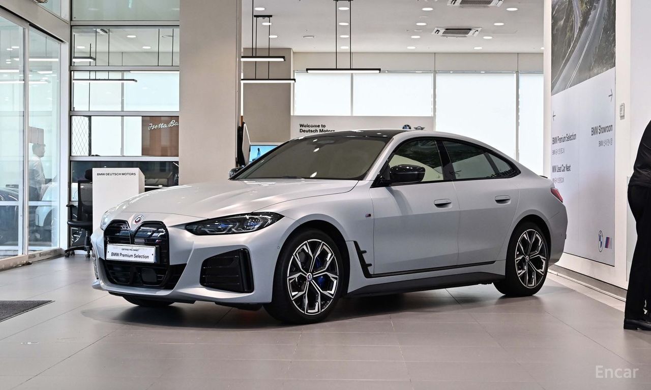 BMW i4