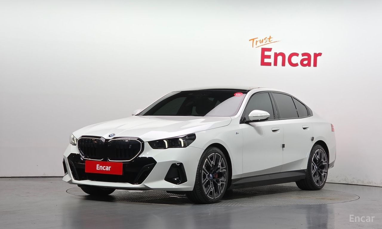 BMW i5