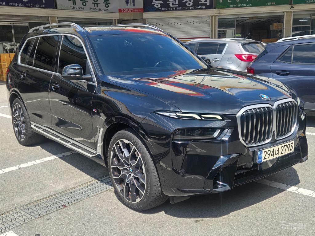 BMW X7