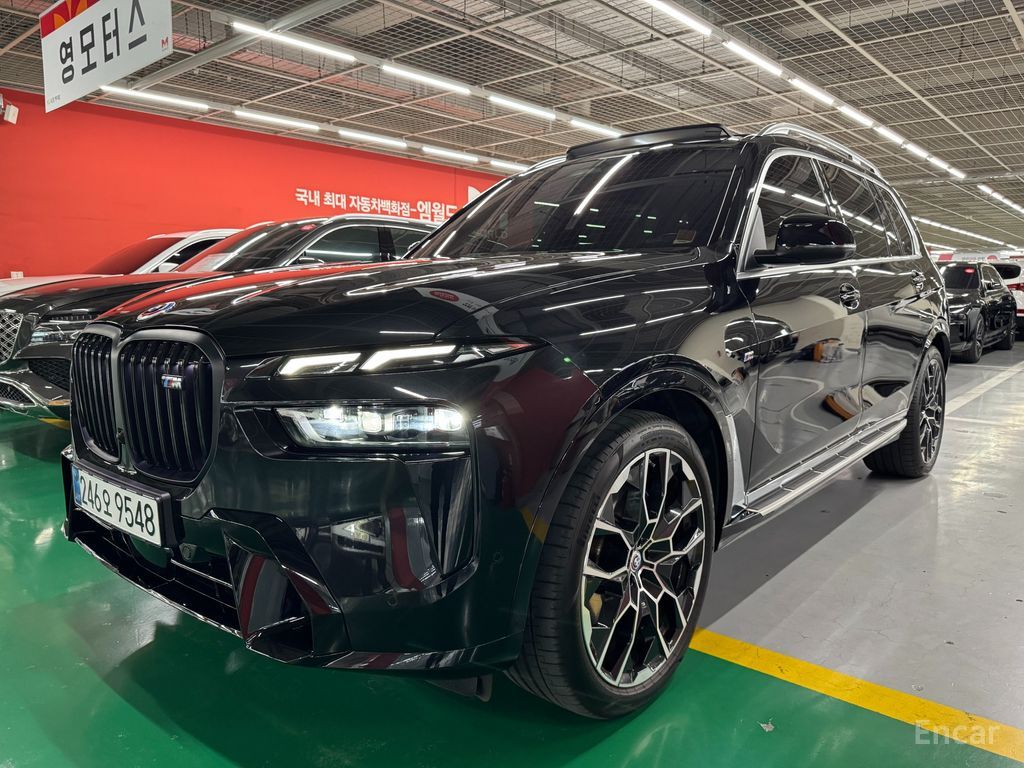 BMW X7