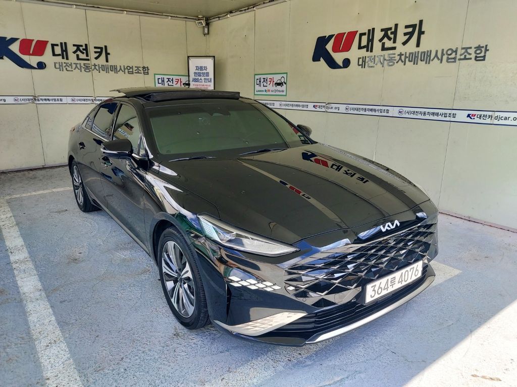 Kia K8