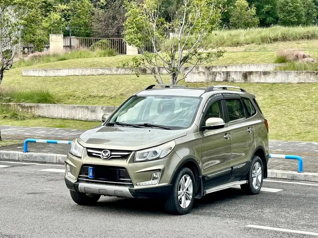 BAIC S3