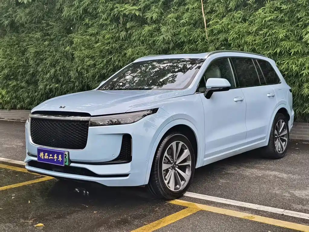 Li Auto ONE