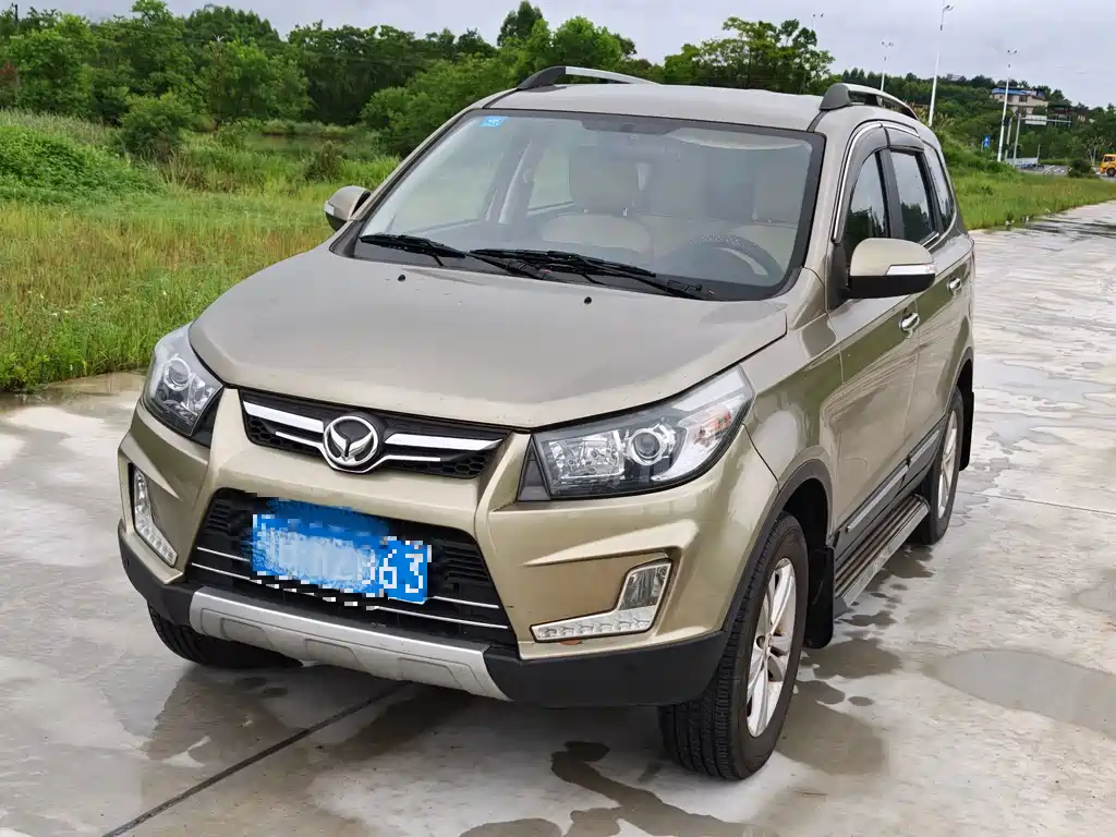 BAIC S3