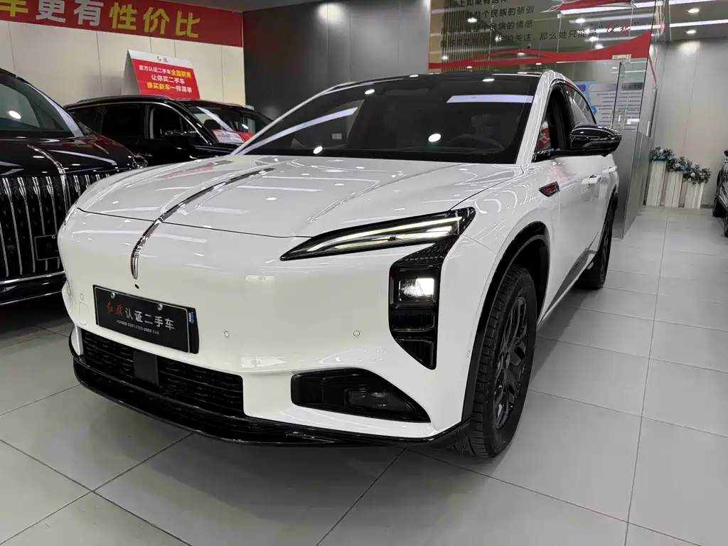 Hongqi 08