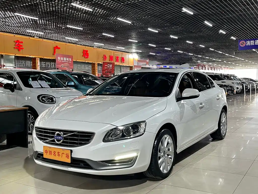 Volvo S60