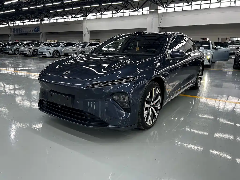 NIO ET7