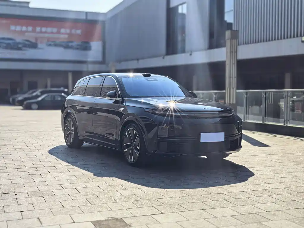 Li Auto L7