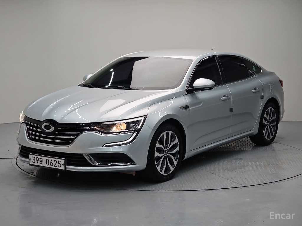 Renault SM6