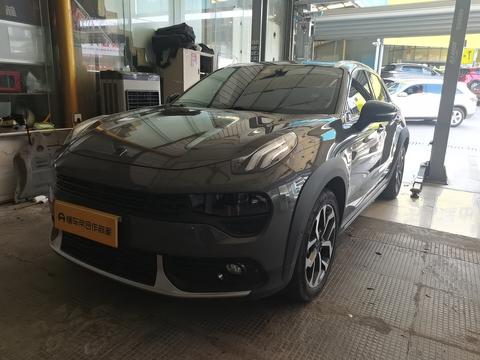 Lynk & Co 02