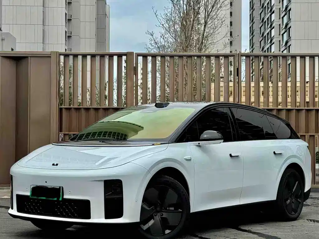 Li Auto i6