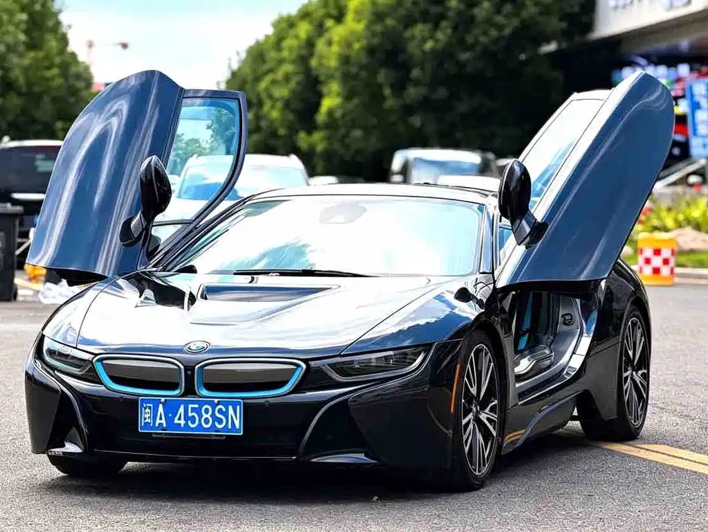 BMW i8