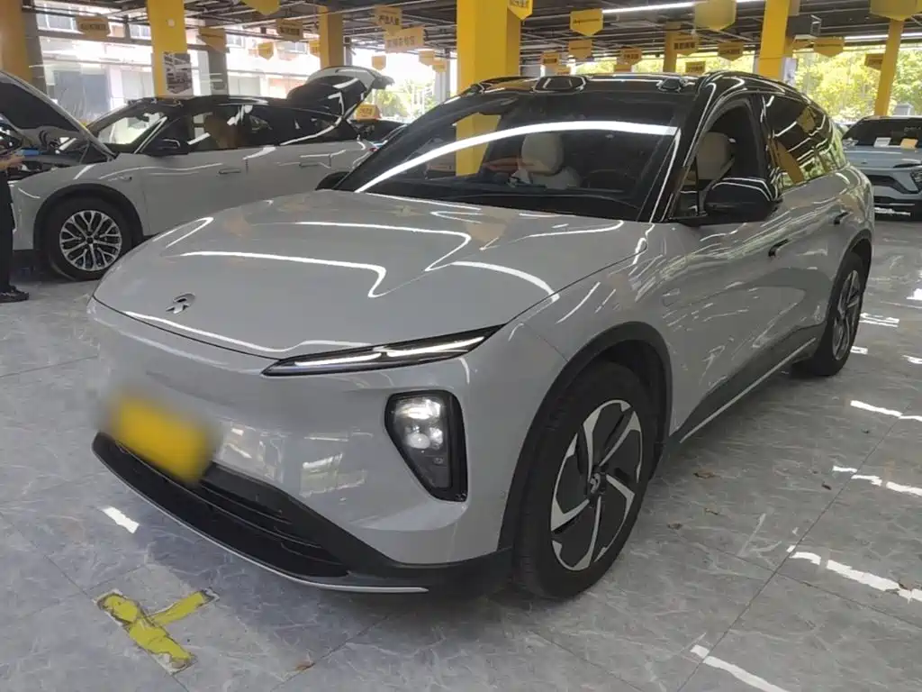 NIO ES6