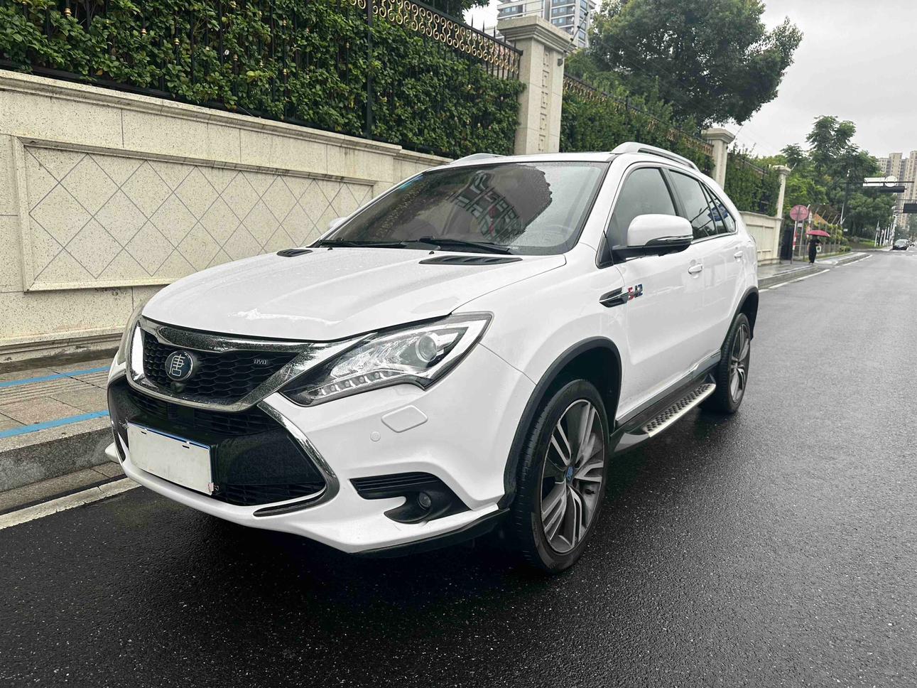 BYD Tang