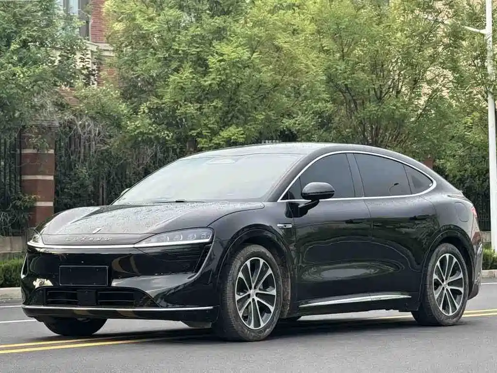 Luxeed R7