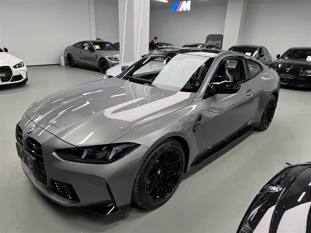 BMW M4