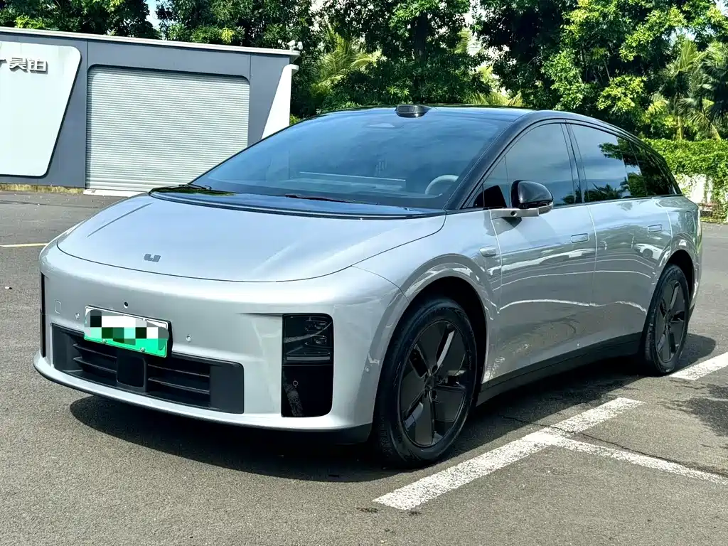 Li Auto i6