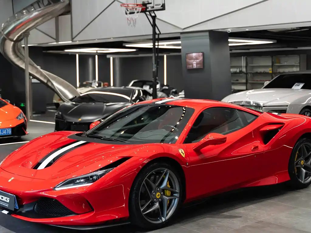 Ferrari F8