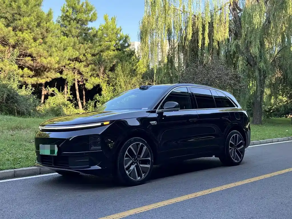 Li Auto L6