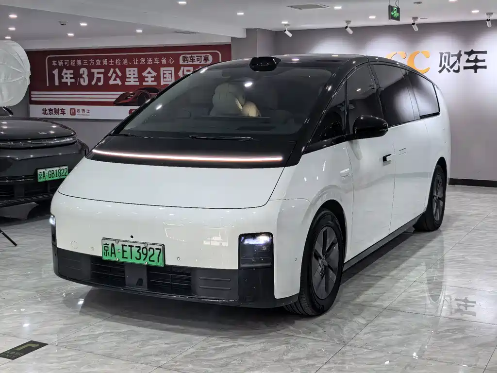Li Auto MEGA