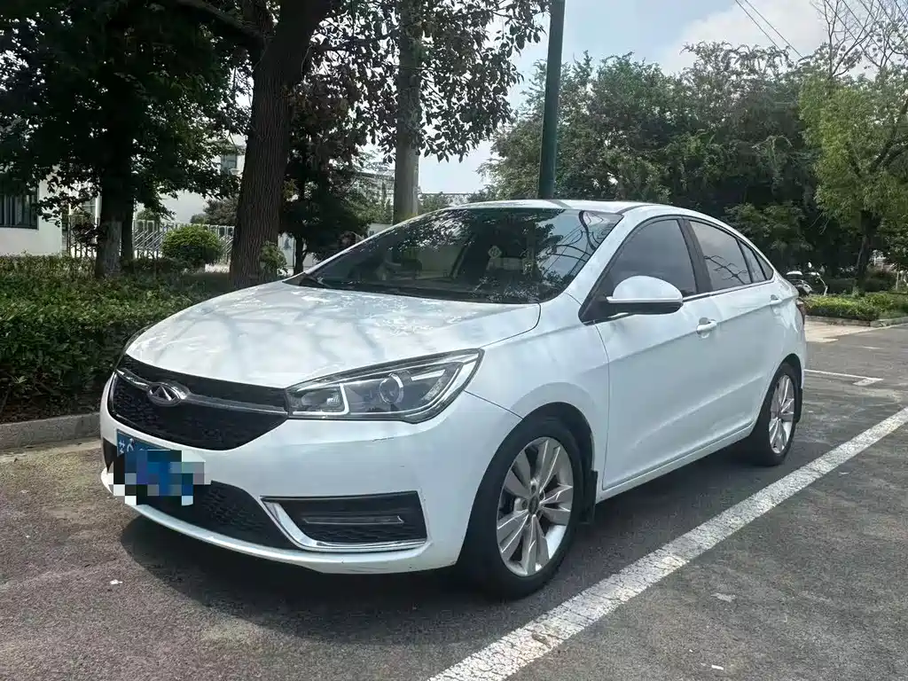 Chery Arrizo 5