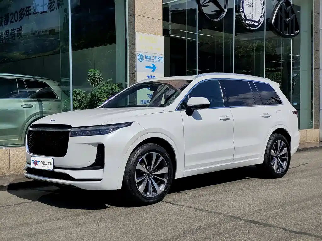 Li Auto ONE