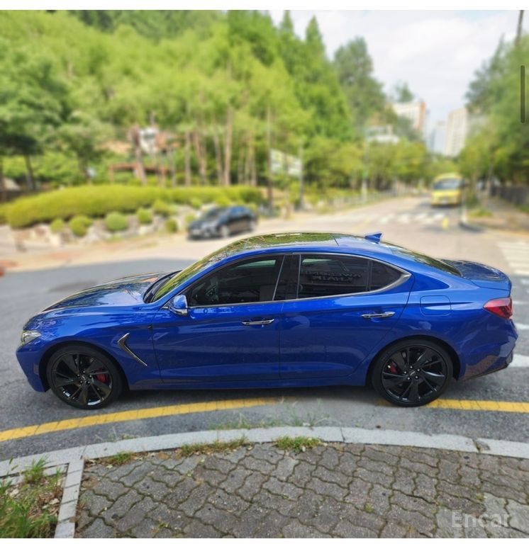 Genesis G70