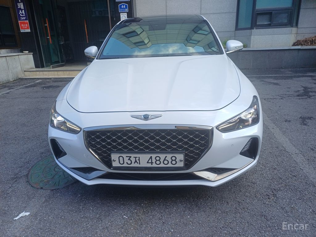 Genesis G70
