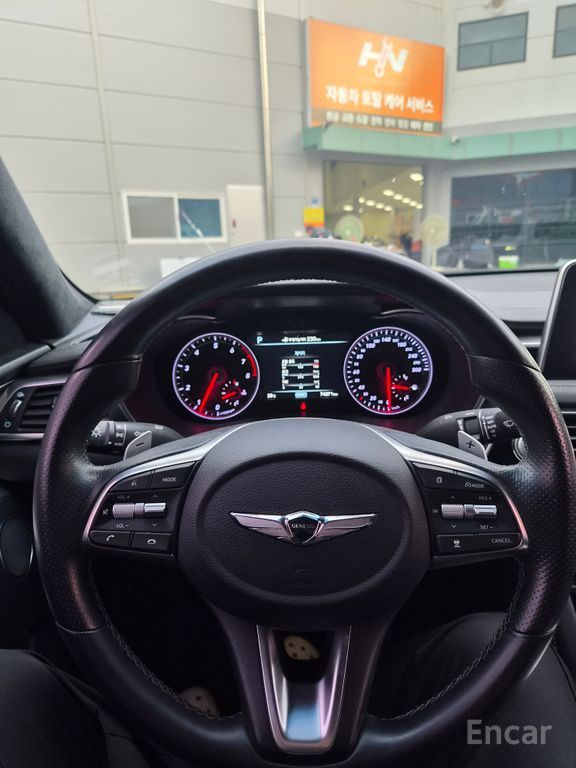 Genesis G70