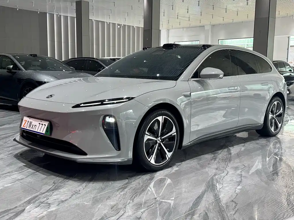 NIO ET5T