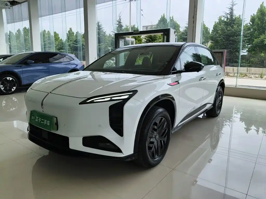 Hongqi 08