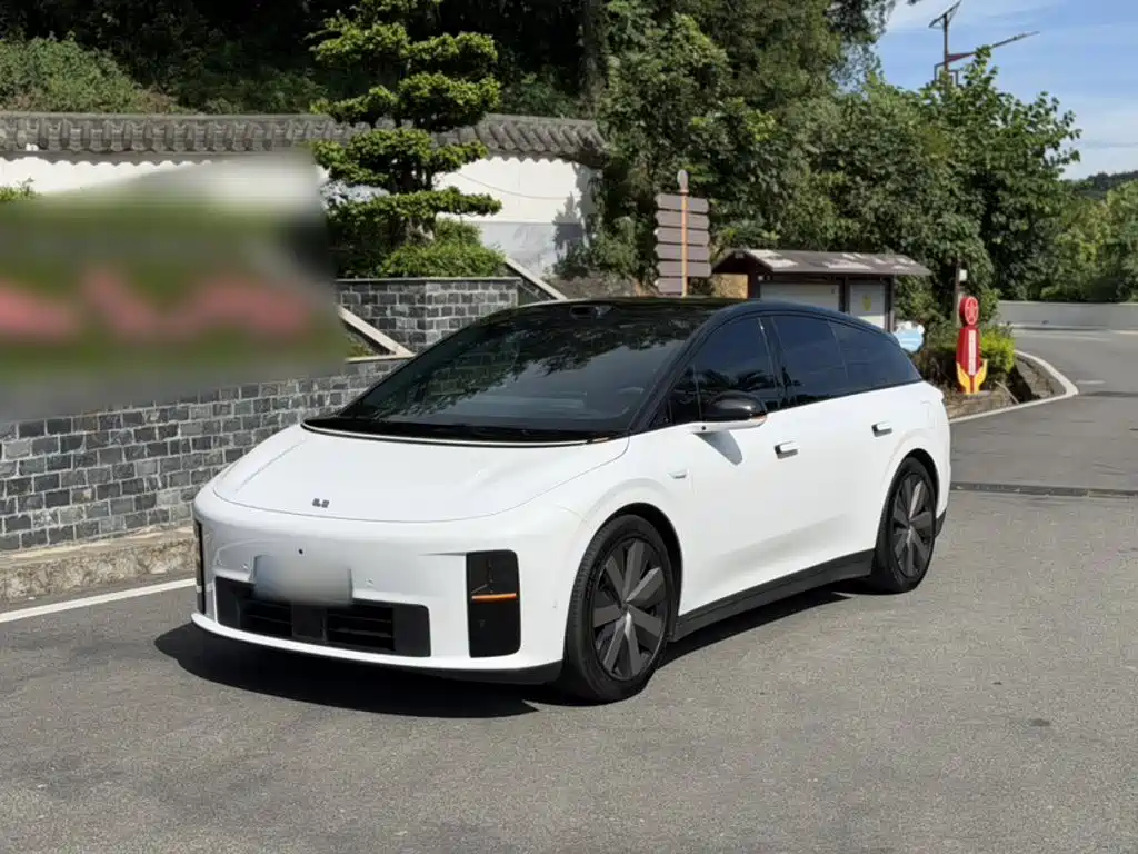 Li Auto i6